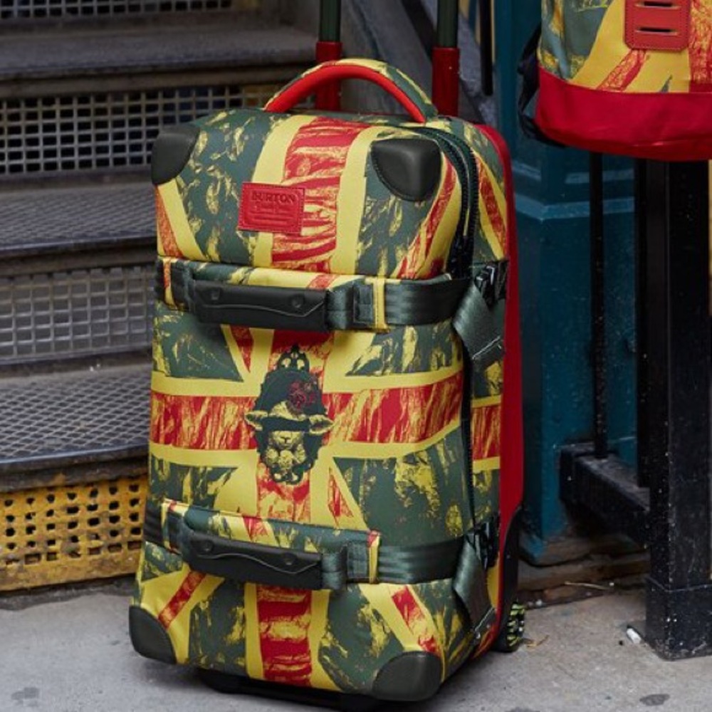 LOOKING FOR WANT TO BUY IN SEARCH OF BURTON BAG
